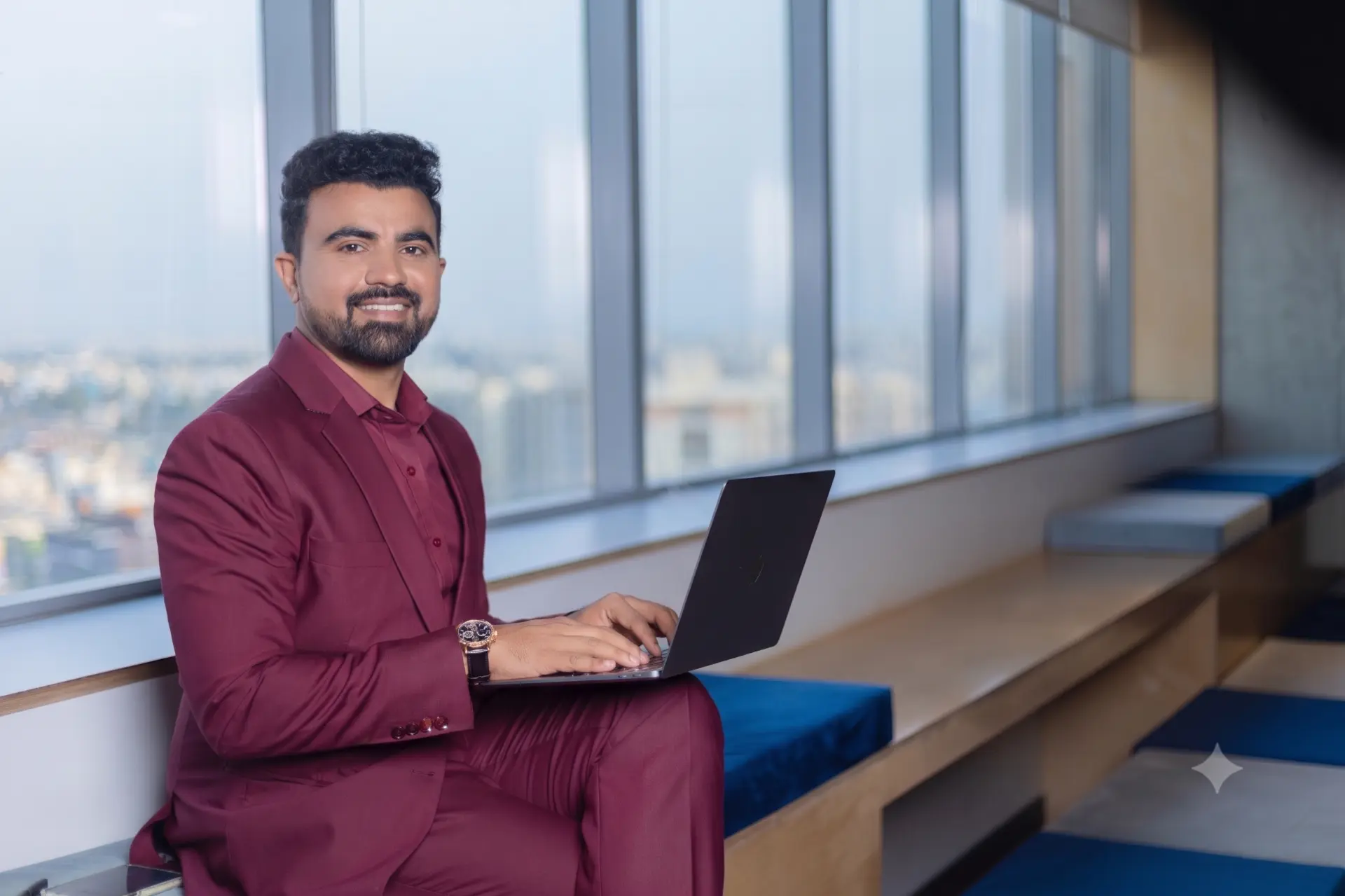 Portrait of Mabi Nadaf, founder of GIICT and semiconductor career strategist